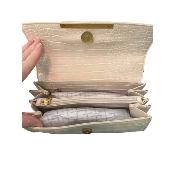 NWT Tahari Cream Crossbody and Change Purse Spring Natural - Picture 8 of 12